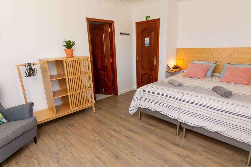 Double room with private bathroom